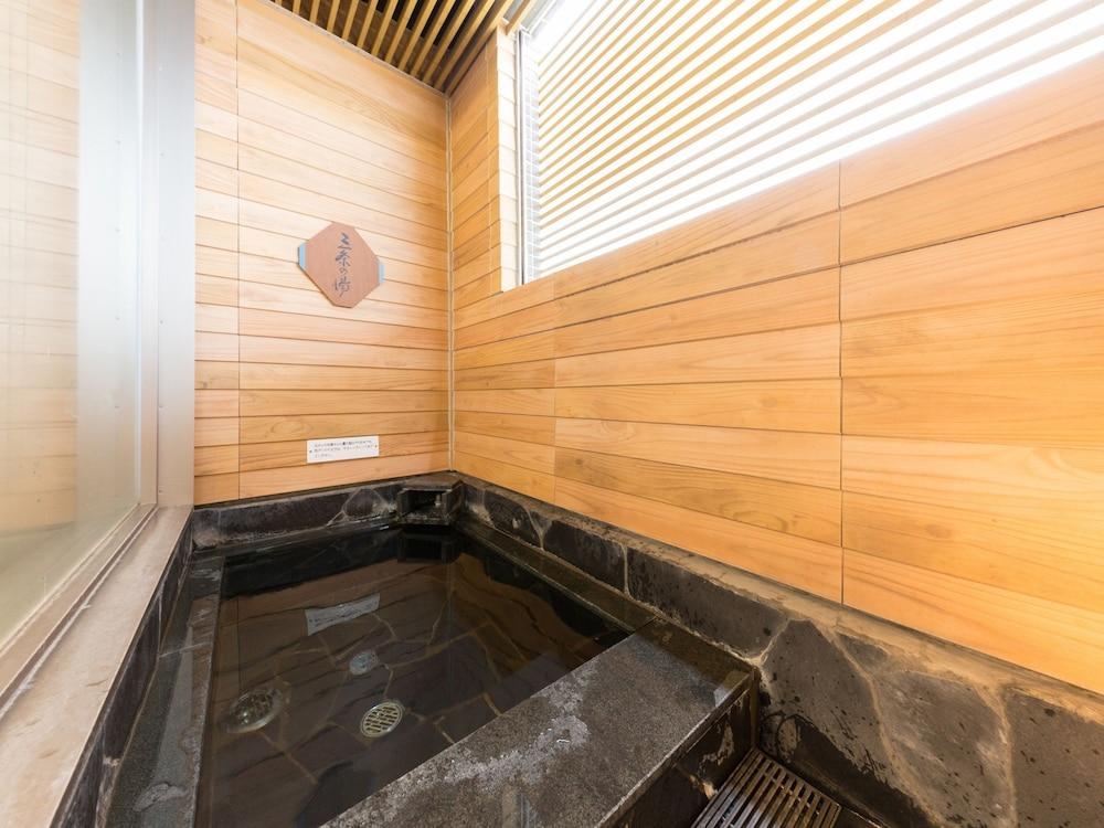 Apa Hotel Niigata Tsubamesanjo Ekimae Esterno foto