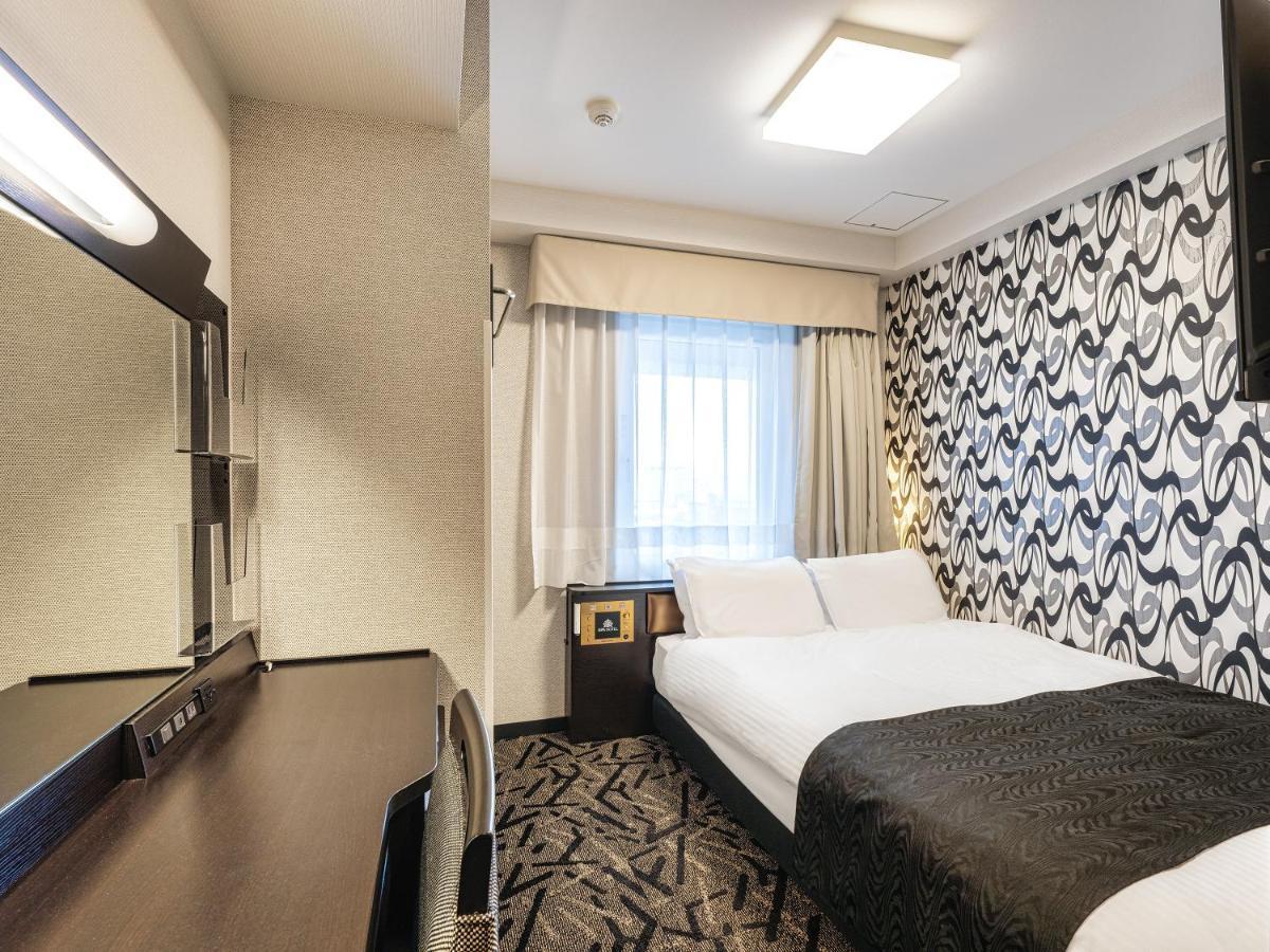 Apa Hotel Niigata Tsubamesanjo Ekimae Esterno foto